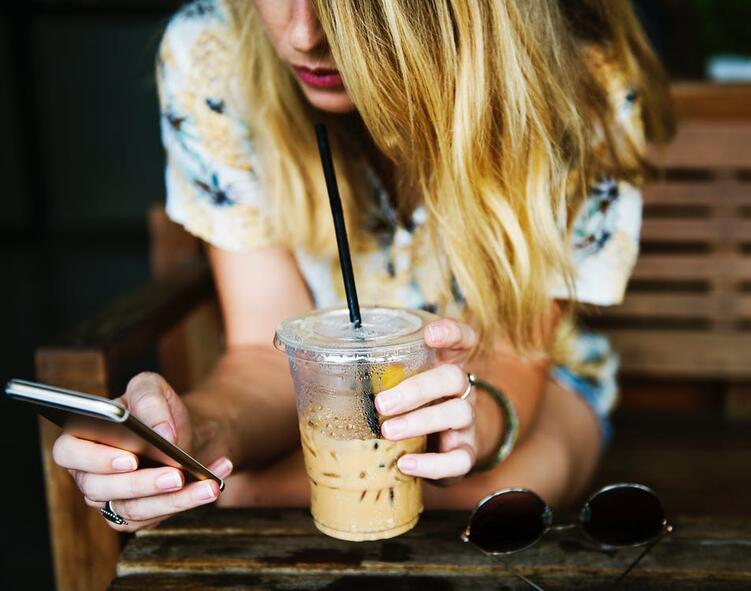 Az online marketing kiváltsága az eredmények mérhetősége. Régi probléma azonban a telefonhívásos konverziók mérése, amire a Google ad most megoldást! 